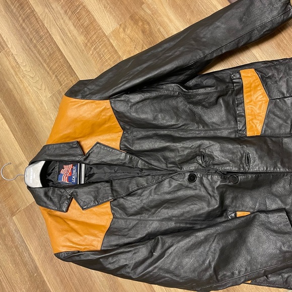 USA leather jacket, men’s L,  real leather, black and tan - Picture 10 of 11